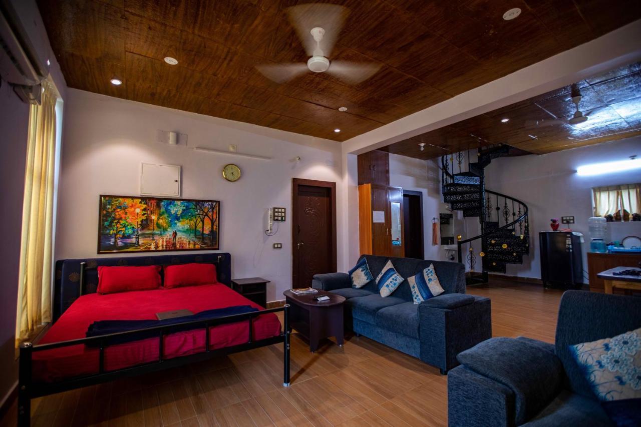 Waves Beach House Pondicherry Eksteriør bilde