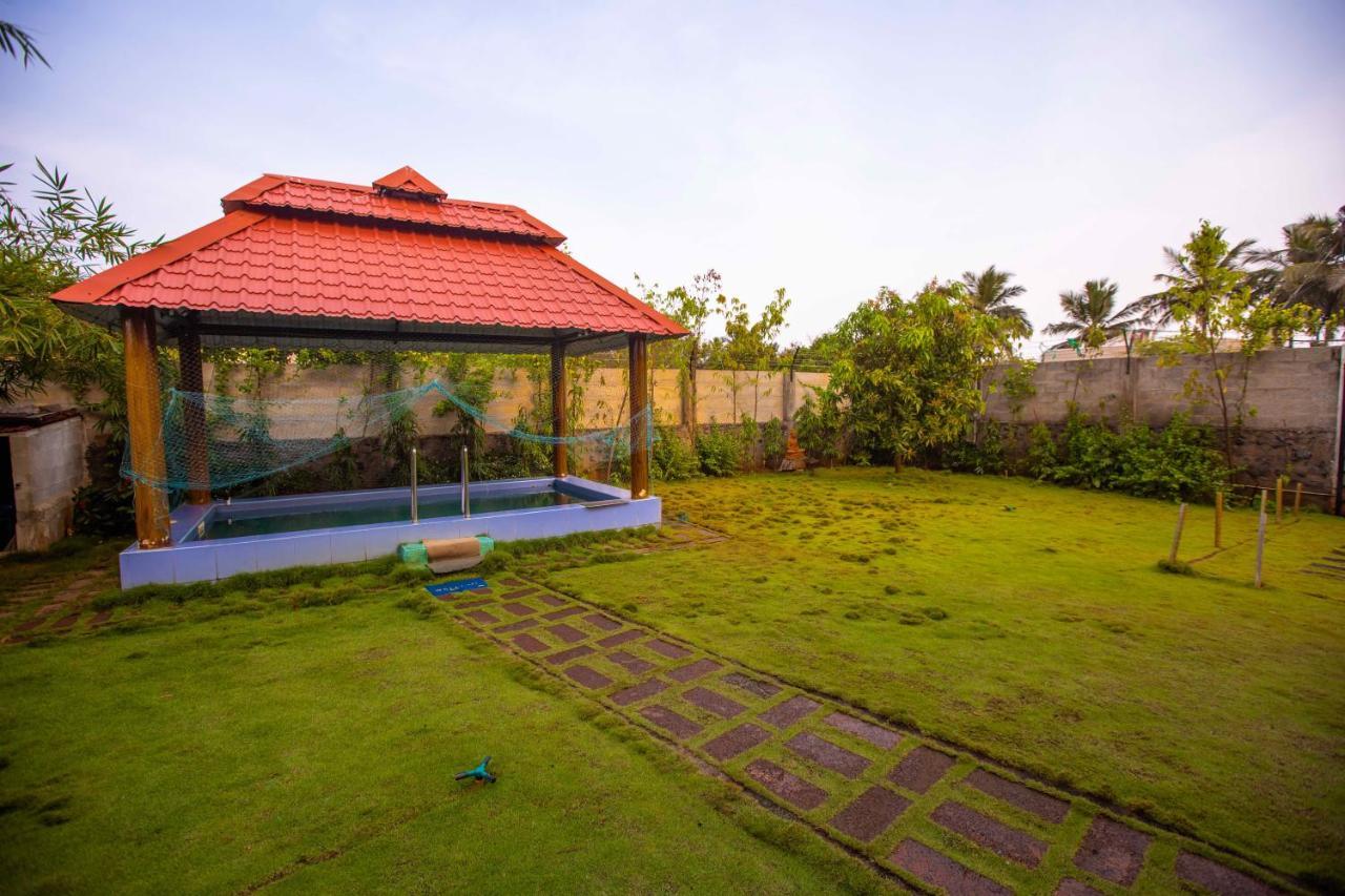 Waves Beach House Pondicherry Eksteriør bilde